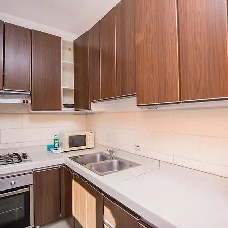Appartement Geraeumige Mit Eigenem Balkon