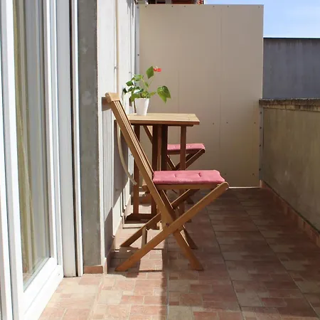 Apartman Geraeumige Mit Eigenem Balkon *